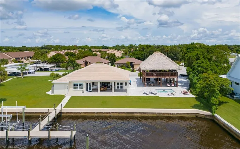 15475 Admiralty Cir, North Fort Myers, Florida 33917