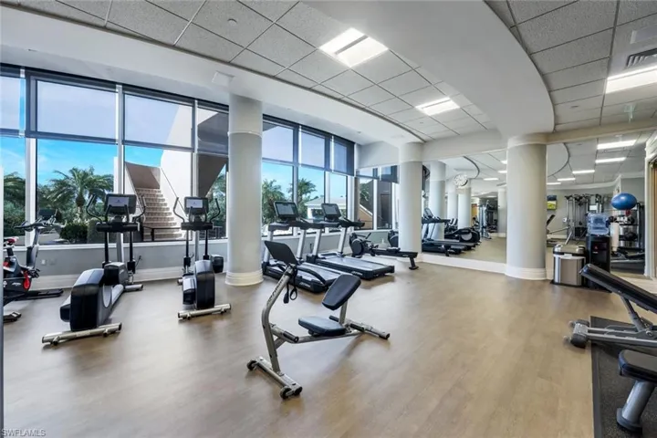 Just off the building lobby, you will find a well-equipped gym with state-of-the-art equipment, large windows, and plenty of space in which to work out.