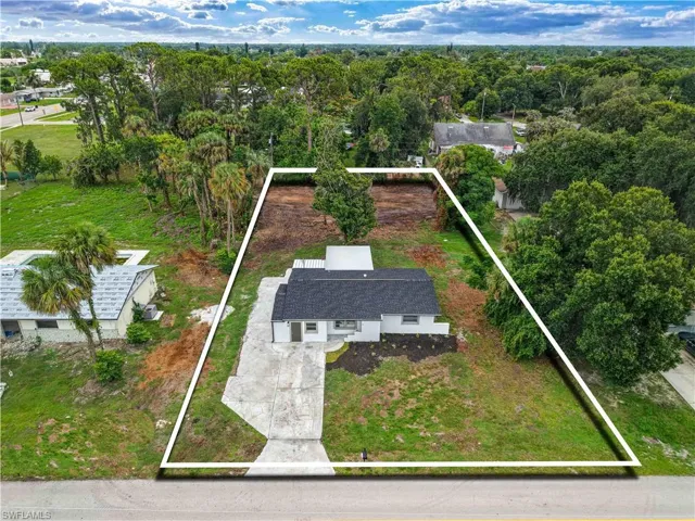 26 Maple Ave N, Lehigh Acres, Florida 33936