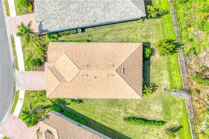 382  Deauville  LOOP, Naples, FL 34114