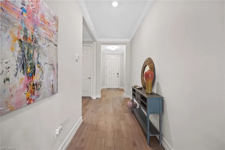 382  Deauville  LOOP, Naples, FL 34114