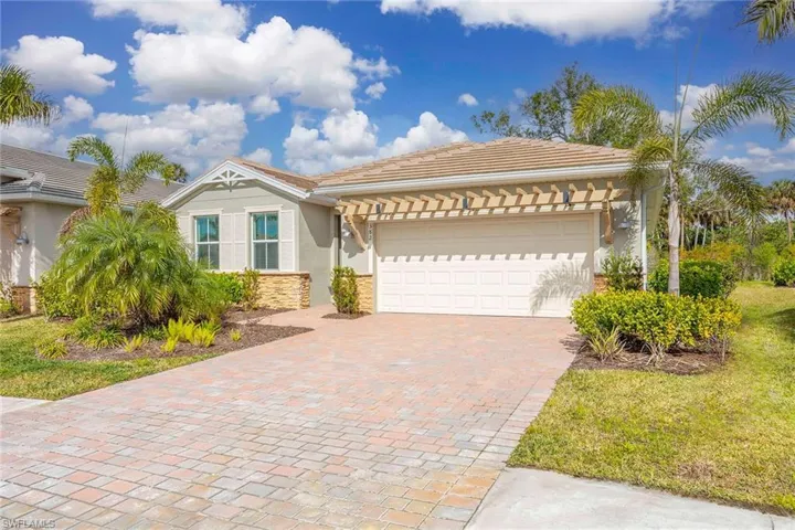 382  Deauville  LOOP, Naples, FL 34114
