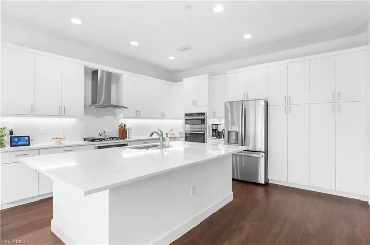 20557 Fair Oak Ln, Estero, Florida 33928