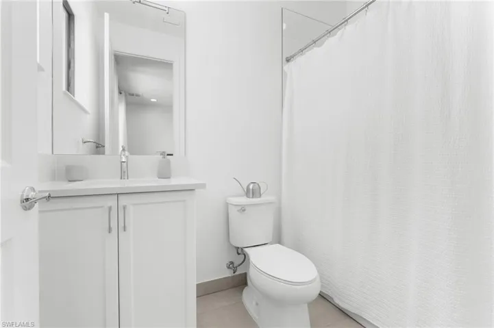20557 Fair Oak Ln, Estero, Florida 33928