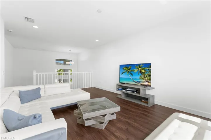 20557 Fair Oak Ln, Estero, Florida 33928