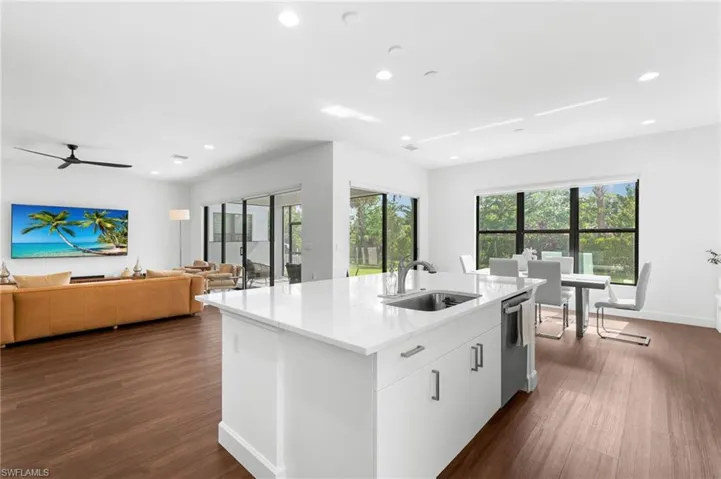 20557 Fair Oak Ln, Estero, Florida 33928