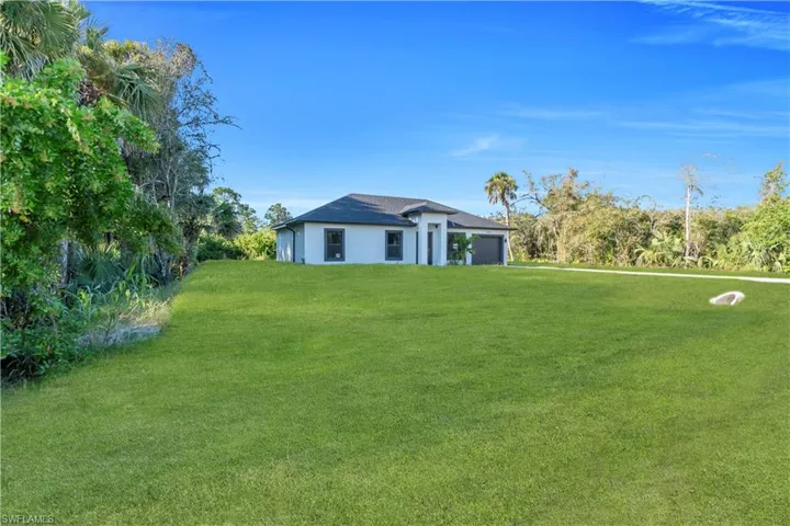 644 Woodcrest Dr, Lehigh Acres, Florida 33972