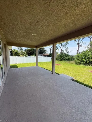 2745 Nw 4th Ter, Cape Coral, Florida 33993