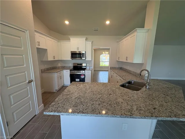 2745 Nw 4th Ter, Cape Coral, Florida 33993