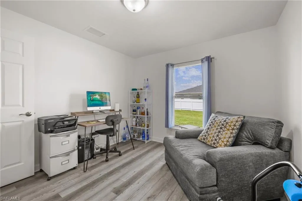 2620 7th PL, Cape Coral, FL 33909,2025000239