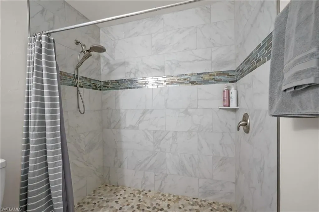 2620 7th PL, Cape Coral, FL 33909,2025000239