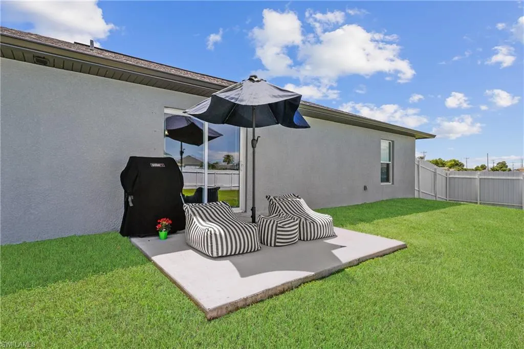 2620 7th PL, Cape Coral, FL 33909,2025000239