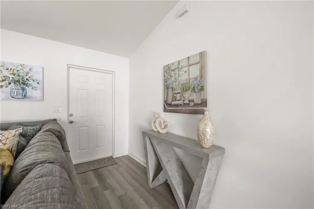 2620 7th PL, Cape Coral, FL 33909,2025000239