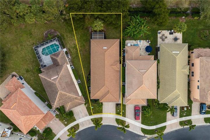 2019 new tile roof.