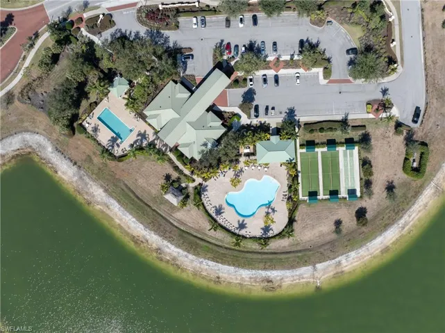 Bird's eye view of the community ammenities