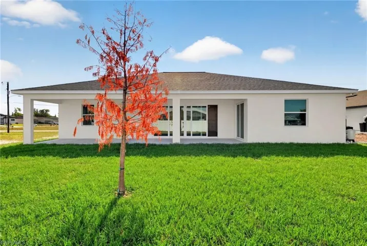 1902 Nw 19th Ave, Cape Coral, Florida 33993