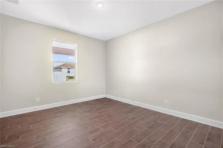 1902 NW 19th  AVE, Cape Coral, FL 33993