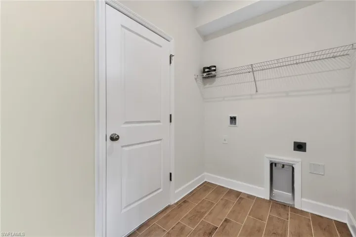 1902 Nw 19th Ave, Cape Coral, Florida 33993