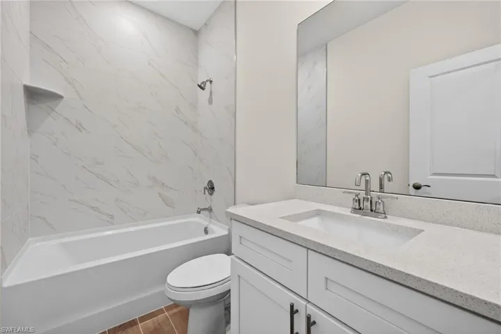 1902 Nw 19th Ave, Cape Coral, Florida 33993