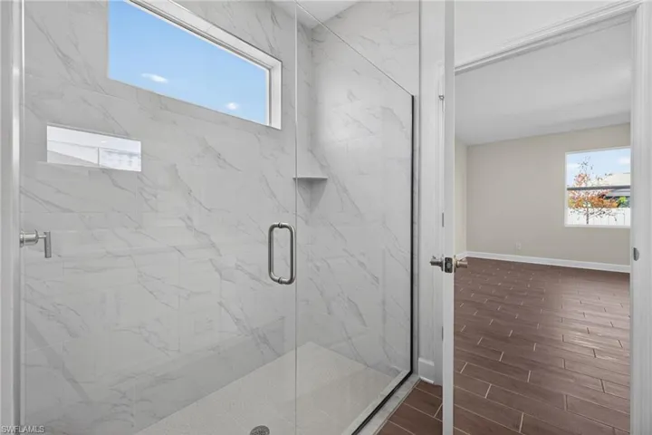 1902 Nw 19th Ave, Cape Coral, Florida 33993