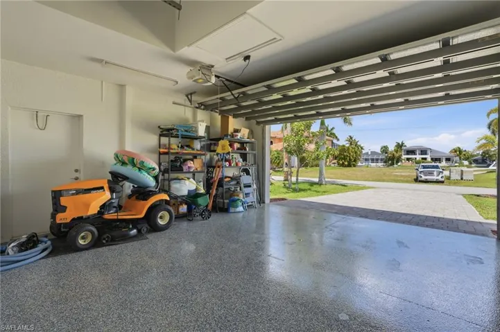 2714 Sw 28th Ave, Cape Coral, Florida 33914