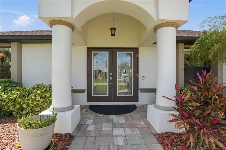 2714 Sw 28th Ave, Cape Coral, Florida 33914