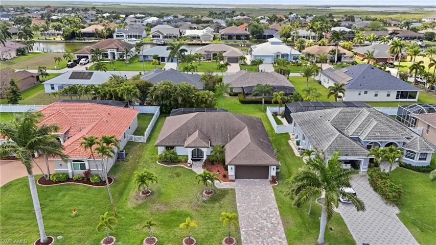 2714 Sw 28th Ave, Cape Coral, Florida 33914