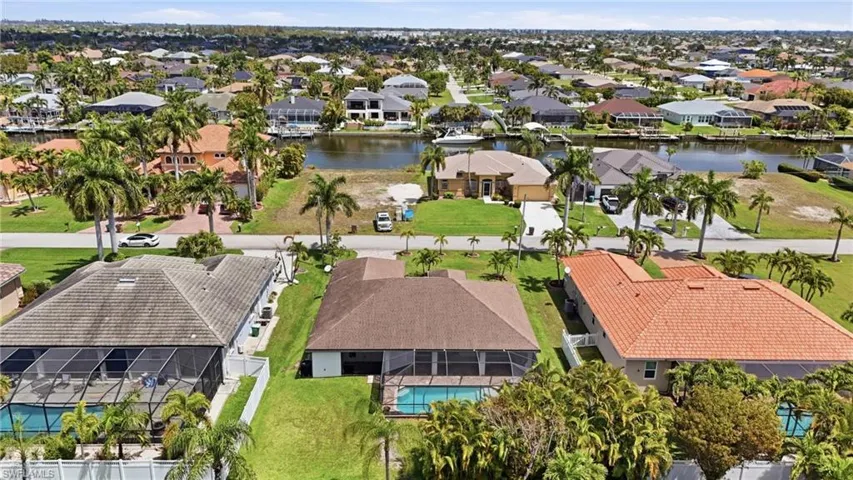2714 Sw 28th Ave, Cape Coral, Florida 33914