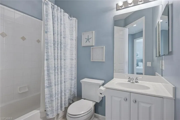 3995 Deer Crossing Ct 201, Naples, Florida 34114