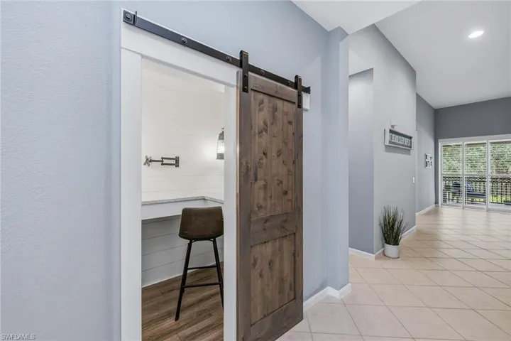 3995 Deer Crossing Ct 201, Naples, Florida 34114