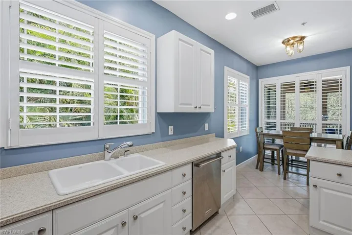 3995 Deer Crossing Ct 201, Naples, Florida 34114