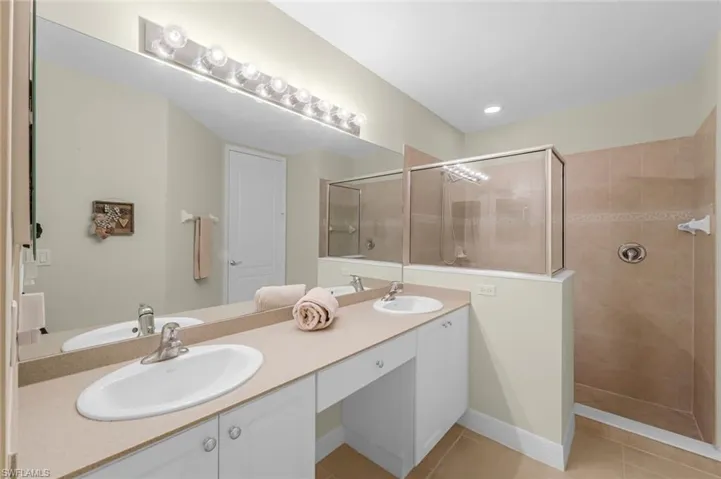 Dual Sinks, Step In Shower, Separate Water Closet