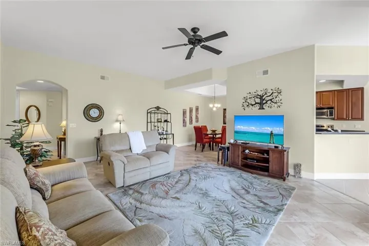 Fully Furnished Unit, Home Goods Included
