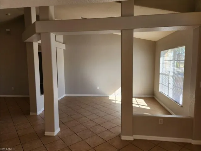 Den / office area