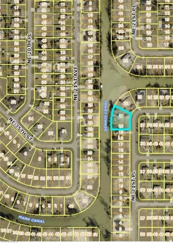Aerial map of property and surrounding area