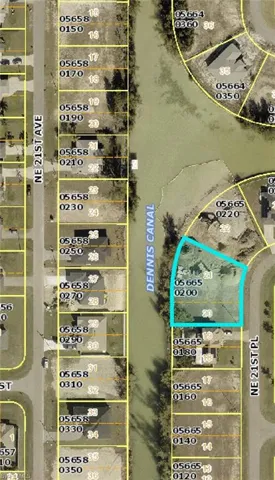 Aerial map of property and surrounding area featuring property boundaries highlighted