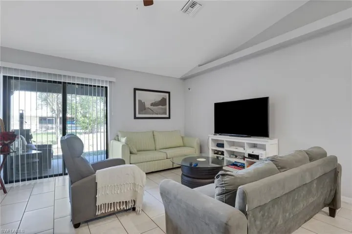 4137/4139 Sw 8th Pl, Cape Coral, Florida 33914