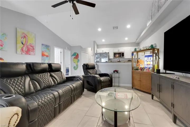 4137/4139 Sw 8th Pl, Cape Coral, Florida 33914