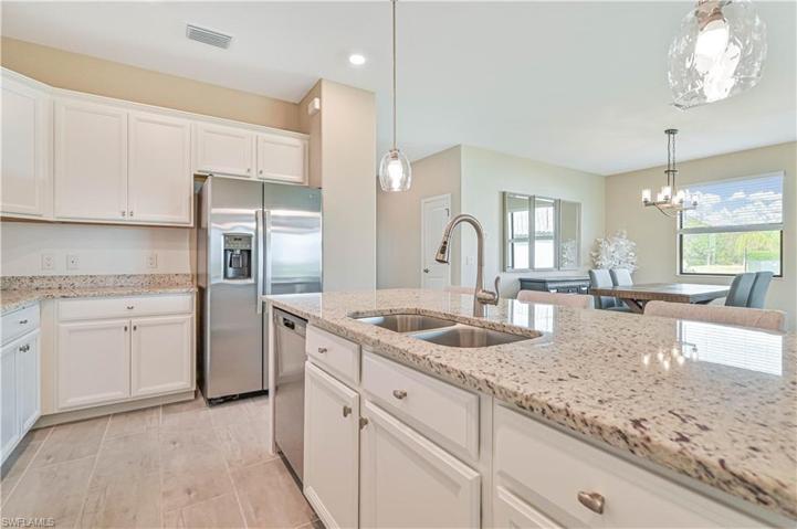 Granite Counter Tops - Large Island