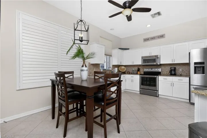 15237  Knots  LNDG, Fort Myers, FL 33908