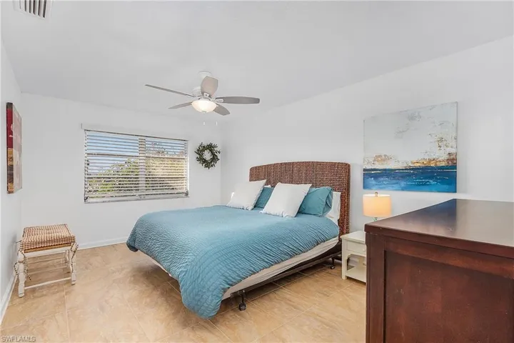 1120 SE 46th  ST, Cape Coral, FL 33904