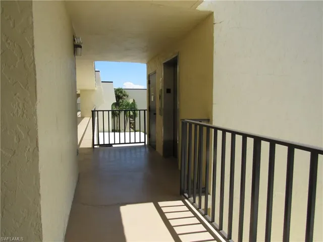 Balcony featuring elevator