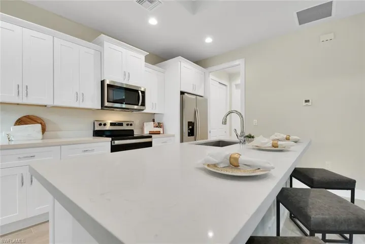 2512 Mabry St, Alva, Florida 33920