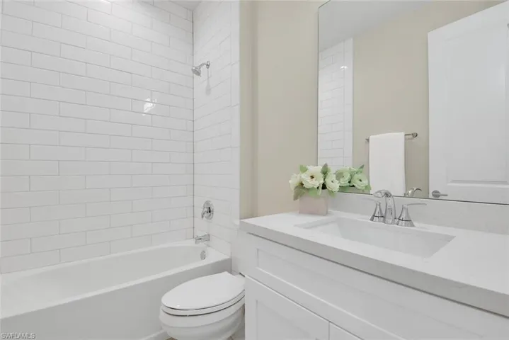 2512 Mabry St, Alva, Florida 33920