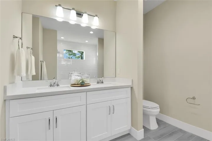2512 Mabry St, Alva, Florida 33920