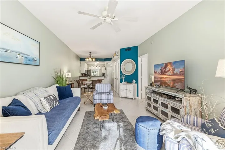 8161 Twelve Oaks Cir 512, Naples, Florida 34113