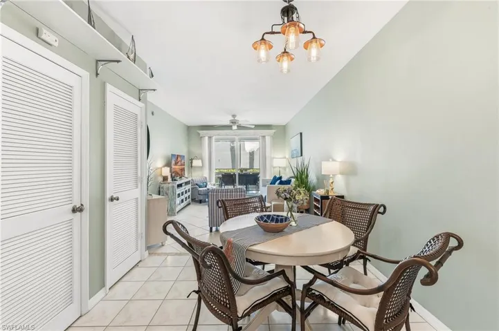 8161 Twelve Oaks Cir 512, Naples, Florida 34113