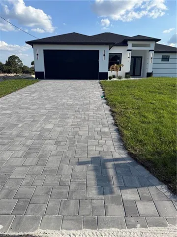 2502 15th St W, Lehigh Acres, Florida 33971