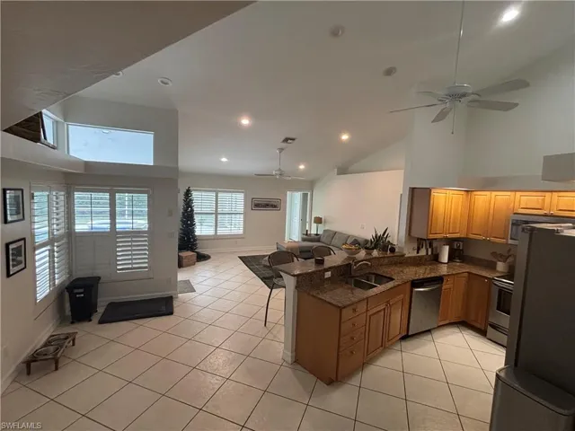 1166 Royal Palm Dr, Naples, Florida 34103