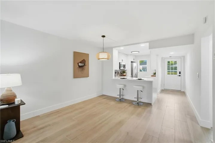 268  Banyan  BLVD, Naples, FL 34102